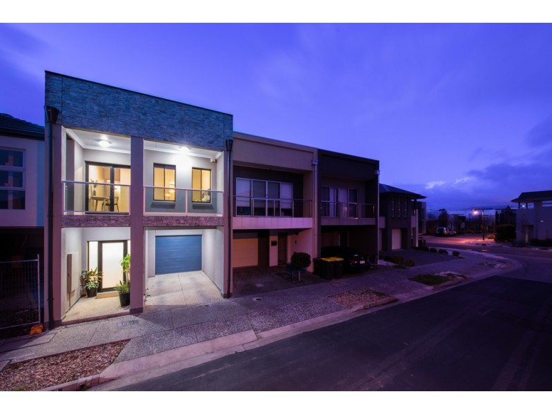 32 Emerald Street, Mawson Lakes SA 5095