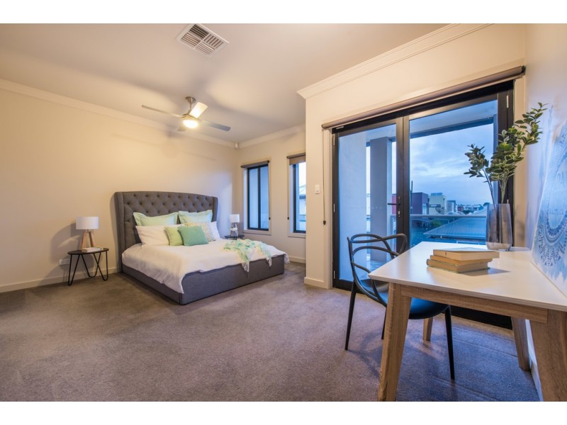 32 Emerald Street, Mawson Lakes SA 5095