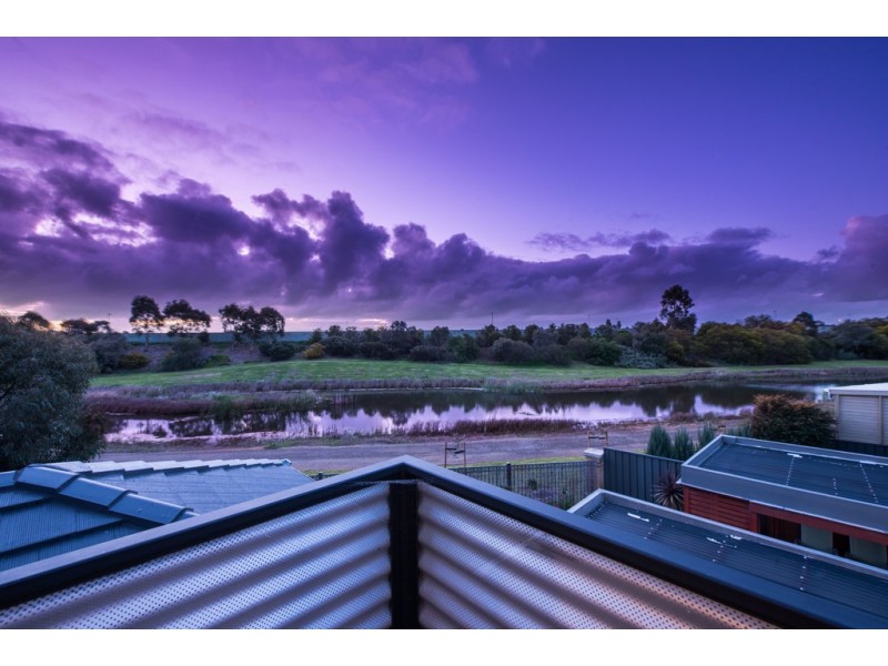 32 Emerald Street, Mawson Lakes SA 5095