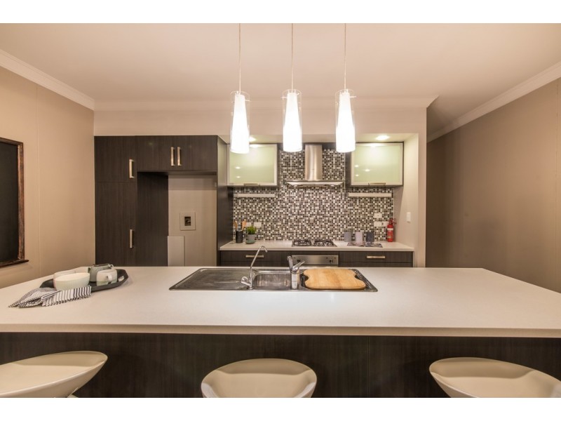 32 Emerald Street, Mawson Lakes SA 5095