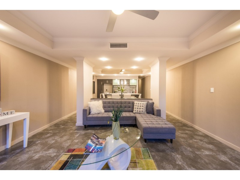 32 Emerald Street, Mawson Lakes SA 5095