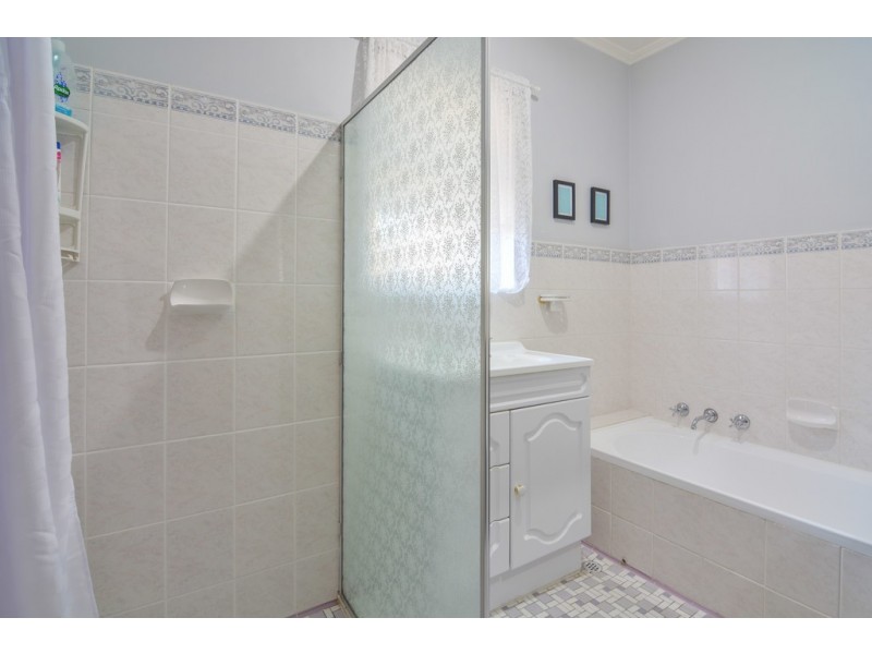 3 Riesling Ave, Reynella East SA 5161