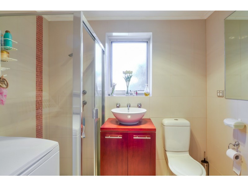 1/8A Jervois Street, Glenelg North SA 5045