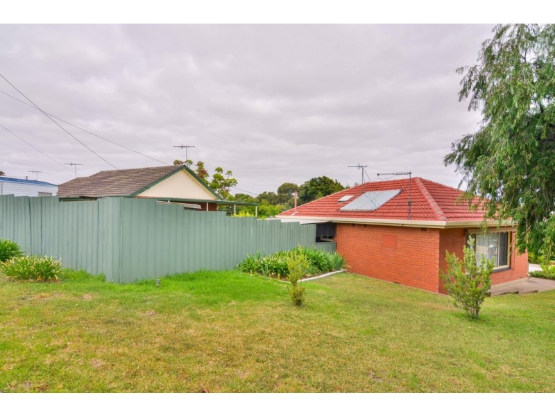 16 Gumeracha Road, O’sullivan Beach SA 5166