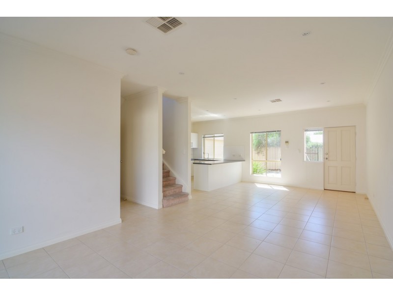 3/30 Richard Avenue, Mitchell Park SA 5043