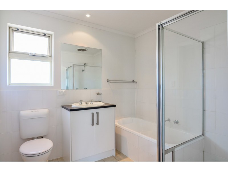 3/30 Richard Avenue, Mitchell Park SA 5043