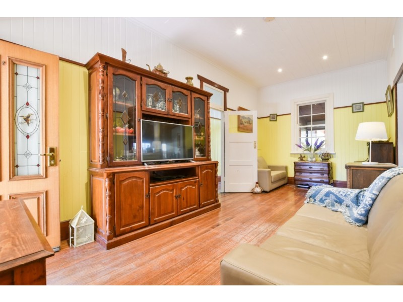 4 Second Avenue, Moana SA 5169