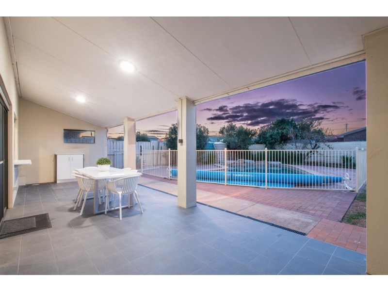 15 Yachtsman Street, Seaford SA 5169