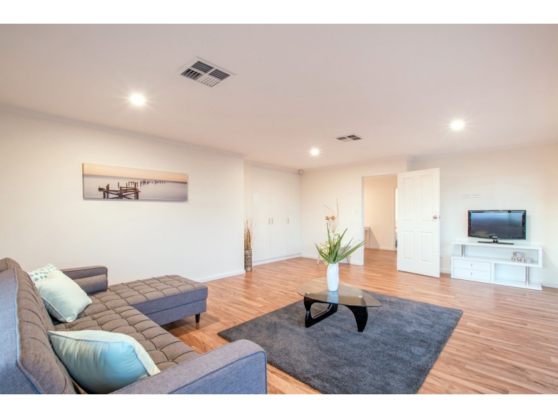 15 Yachtsman Street, Seaford SA 5169