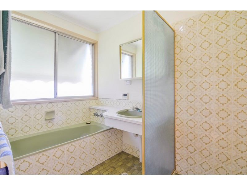 14 Dickerson Crescent, Trott Park SA 5158