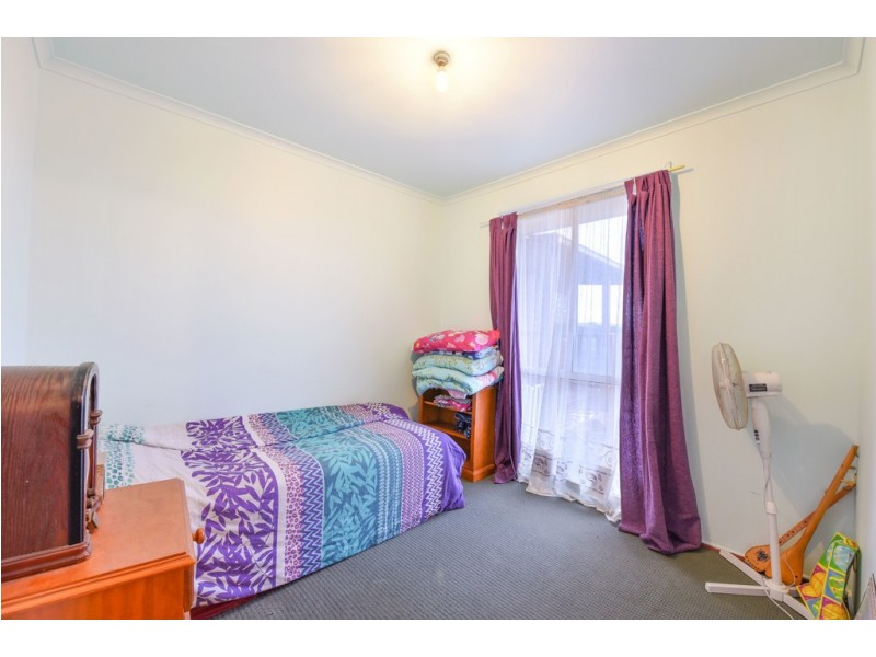 18 Lyons Circuit, Trott Park SA 5158