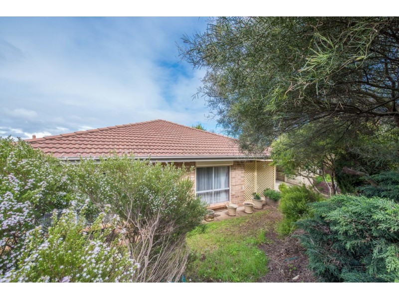 18 Lyons Circuit, Trott Park SA 5158