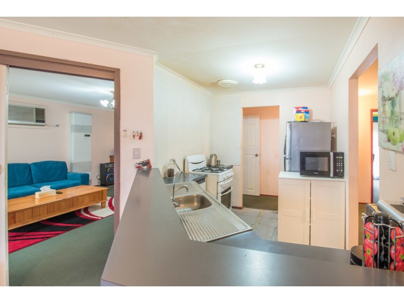 18 Lyons Circuit, Trott Park SA 5158