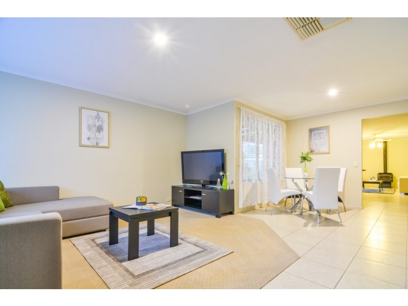 33 Cowrie Drive, Seaford Rise SA 5169