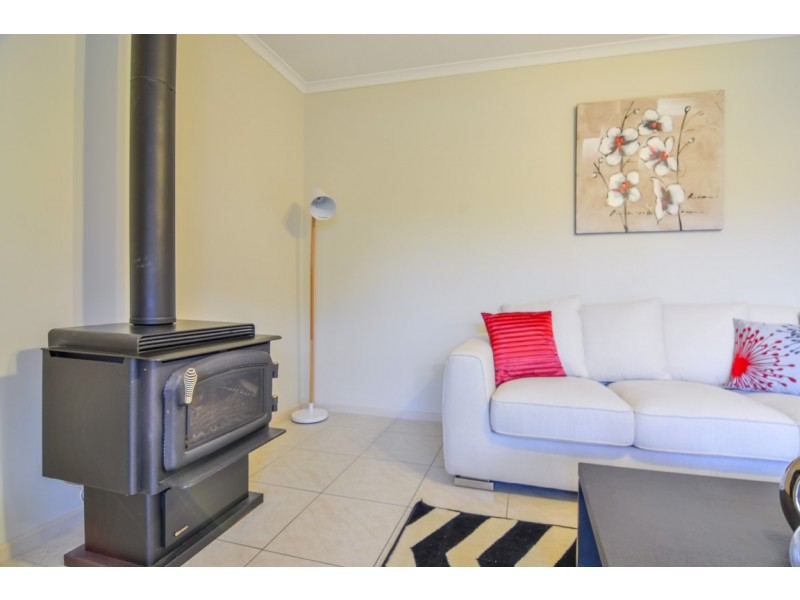 33 Cowrie Drive, Seaford Rise SA 5169