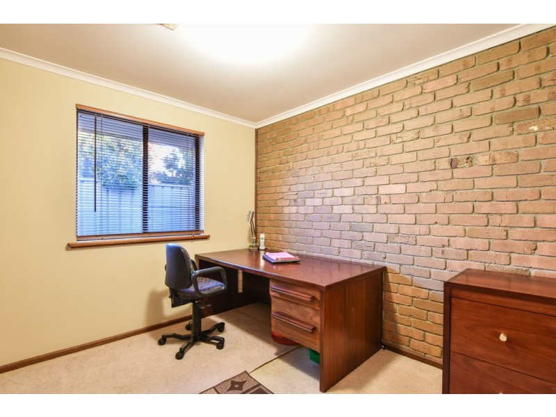 42 Domain Street, Moana SA 5169