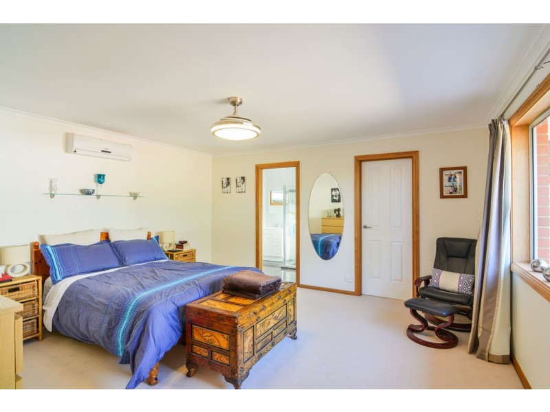 4 Windebanks Road, Happy Valley SA 5159