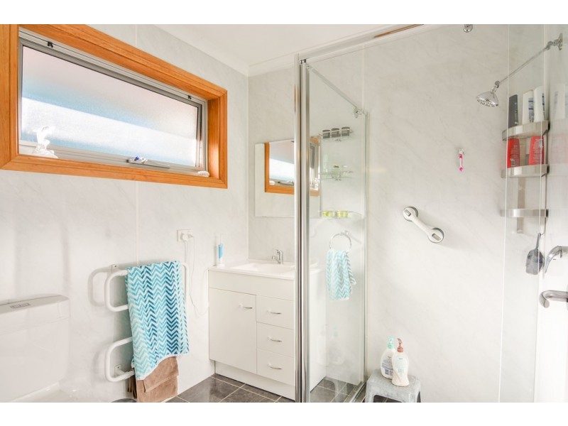 4 Windebanks Road, Happy Valley SA 5159