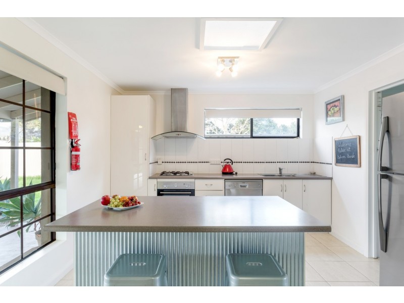 6 Darwalla Road, Aldinga Beach SA 5173