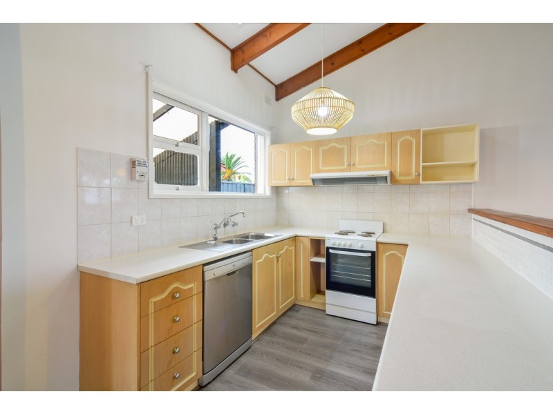 207 Commercial Road, Port Noarlunga South SA 5167