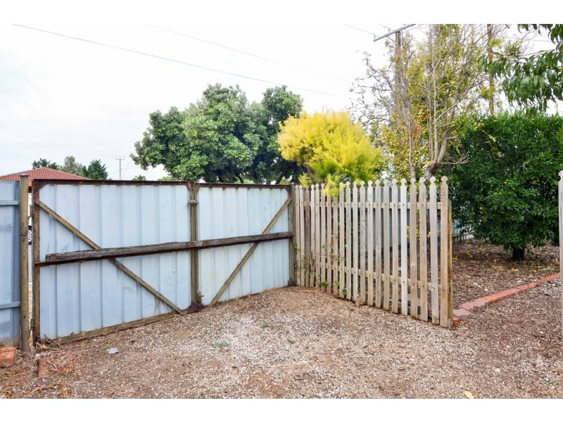 207 Commercial Road, Port Noarlunga South SA 5167