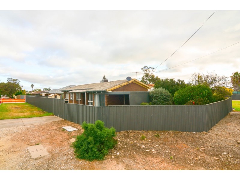 207 Commercial Road, Port Noarlunga South SA 5167