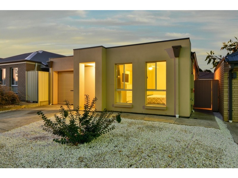 2 Karen Court, Morphett Vale SA 5162