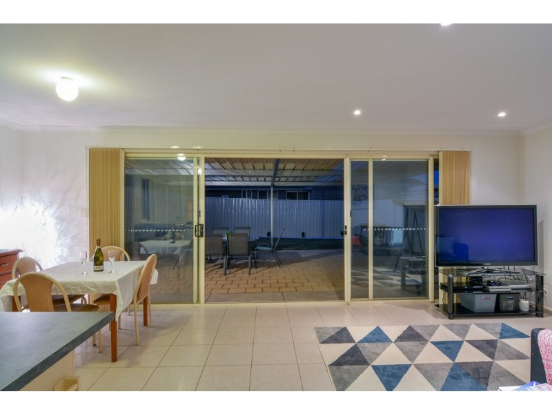 2 Karen Court, Morphett Vale SA 5162