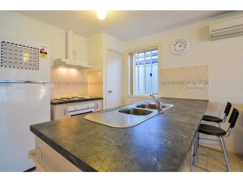 2 Karen Court, Morphett Vale SA 5162