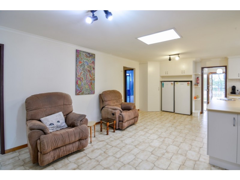 12 Ipari Terrace, Morphett Vale SA 5162