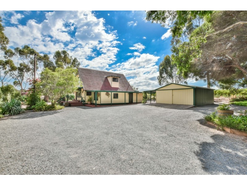 57 Nalya Tarn, Tatachilla SA 5171