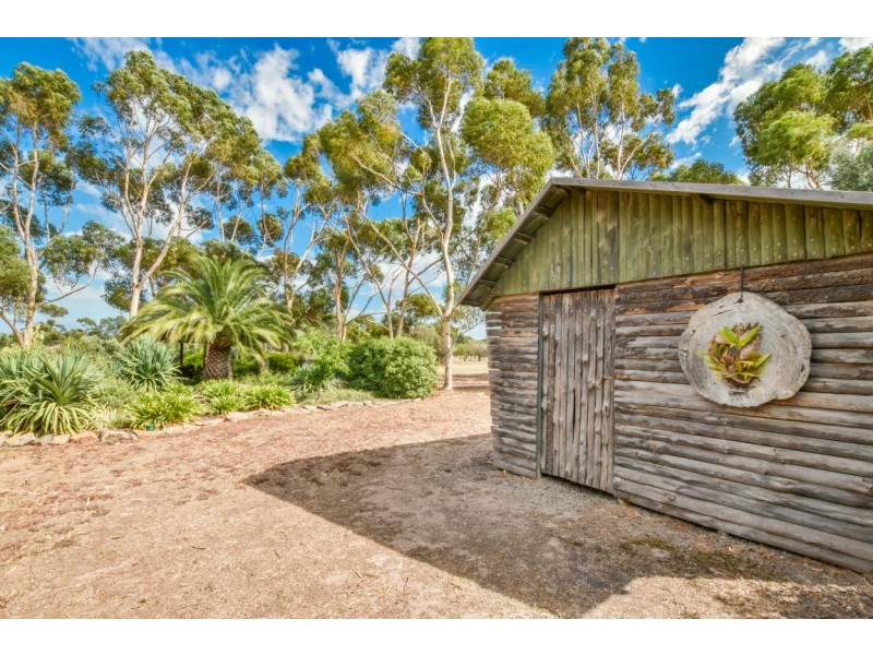 57 Nalya Tarn, Tatachilla SA 5171