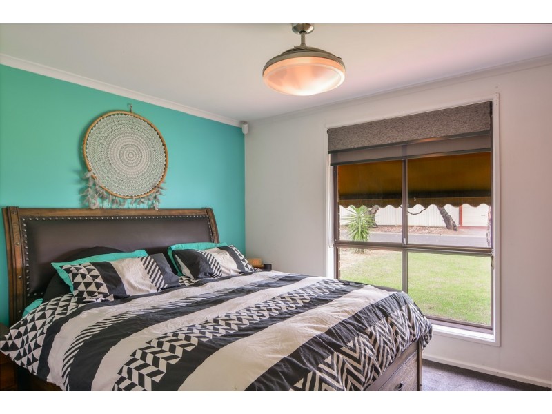 9 Margarita Street, Paralowie SA 5108