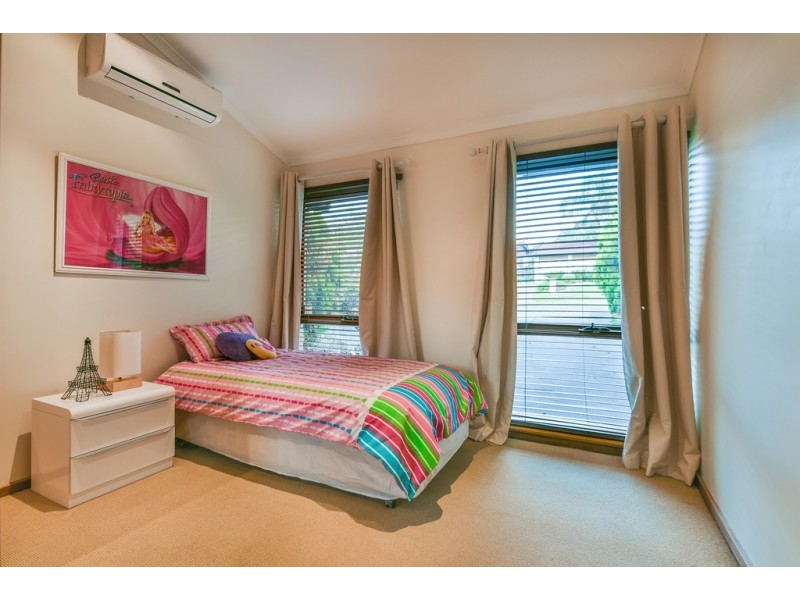 2 Mary Street, Happy Valley SA 5159