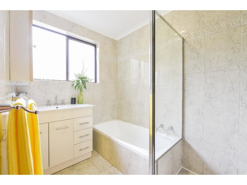 2 Mary Street, Happy Valley SA 5159