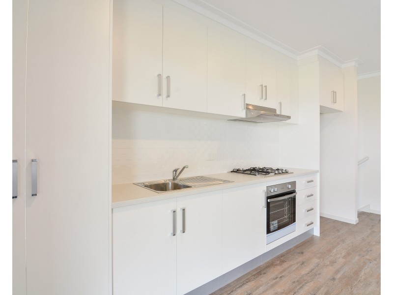 2 Lemon Lane, Seaford Meadows SA 5169