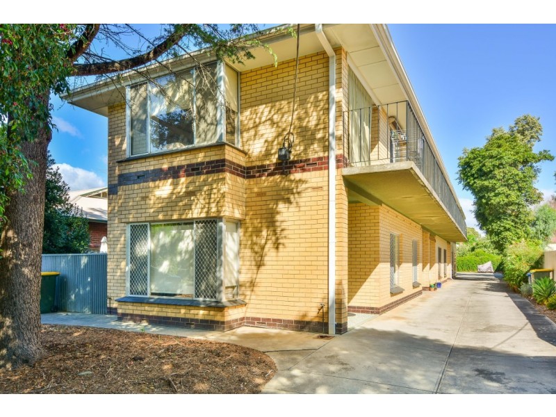 4/21 Cowper Road, Black Forest SA 5035