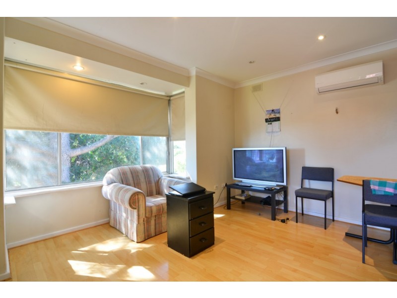 4/21 Cowper Road, Black Forest SA 5035