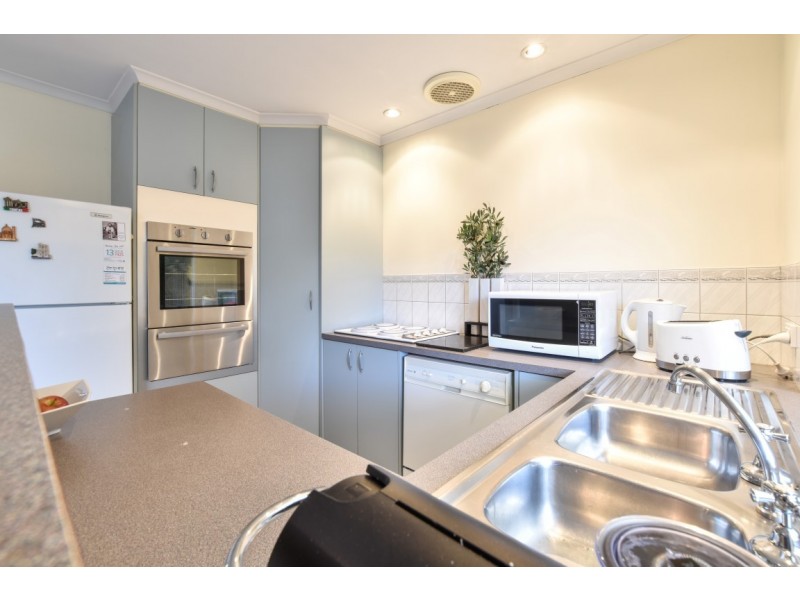 5/19 Peppertree Grove, Oaklands Park SA 5046