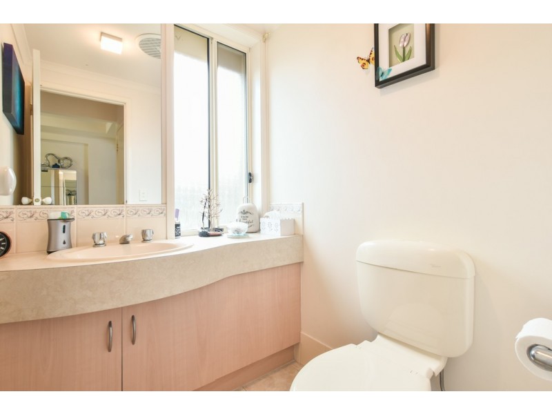 15 Bahloo Avenue, Mitchell Park SA 5043