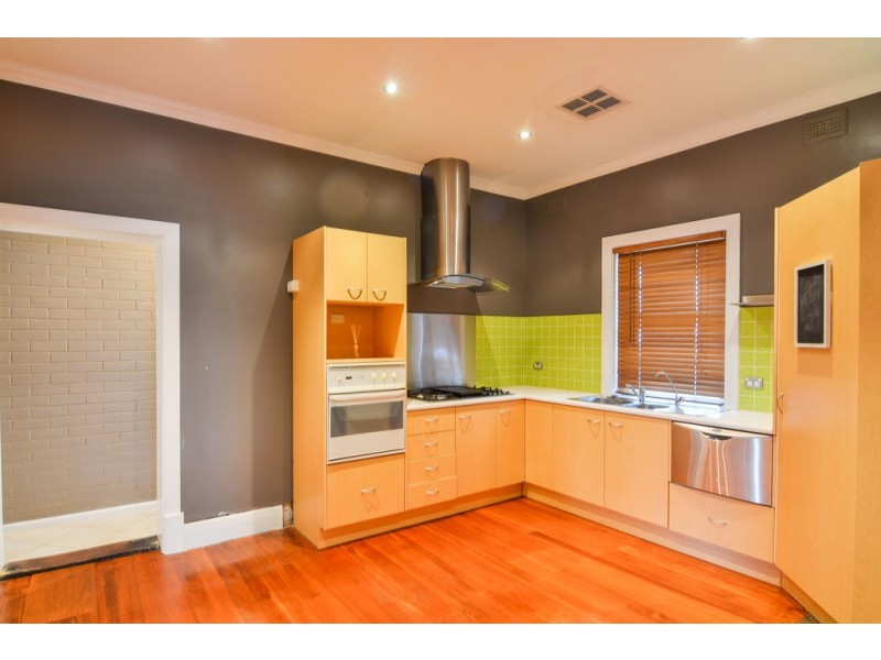 32 Hampden Road, Mount Barker SA 5251