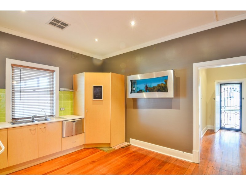 32 Hampden Road, Mount Barker SA 5251