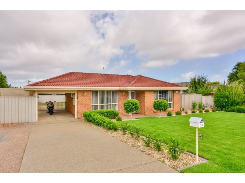 34 Investigator Drive, Woodcroft SA 5162