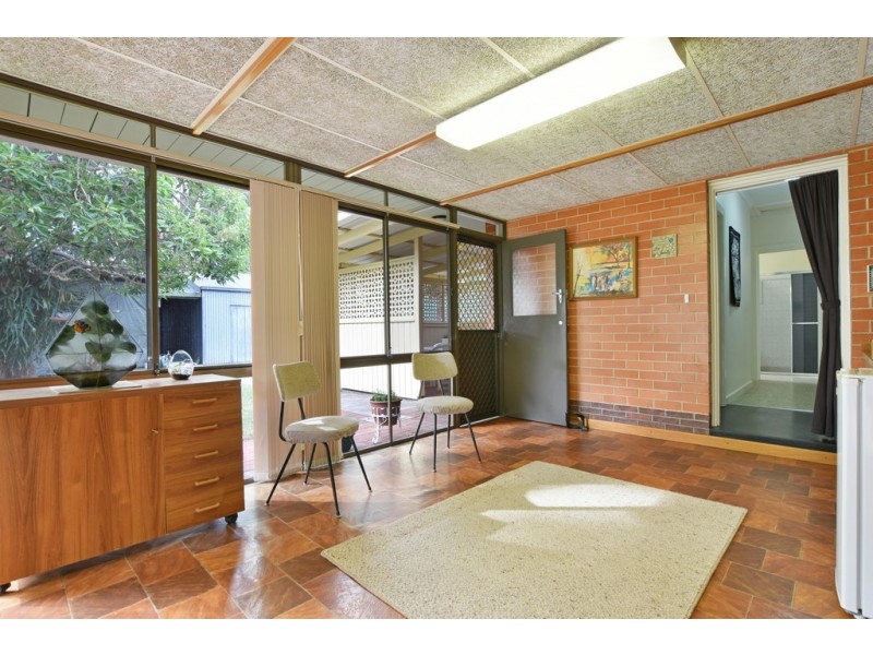 13 Creighton Avenue, Morphett Vale SA 5162