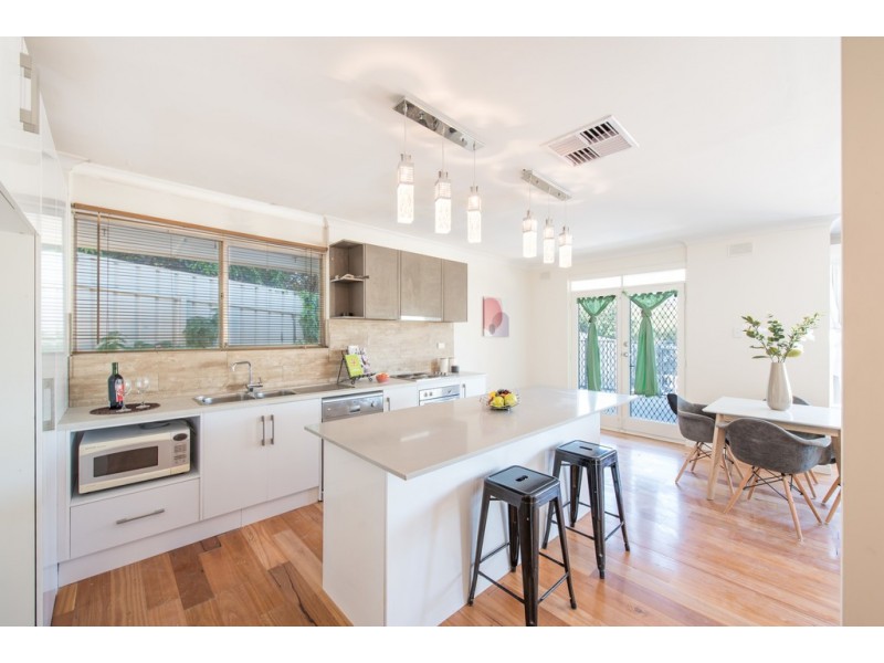 30 McClure ave, Reynella East SA 5161