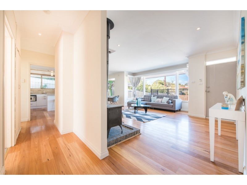 30 McClure ave, Reynella East SA 5161