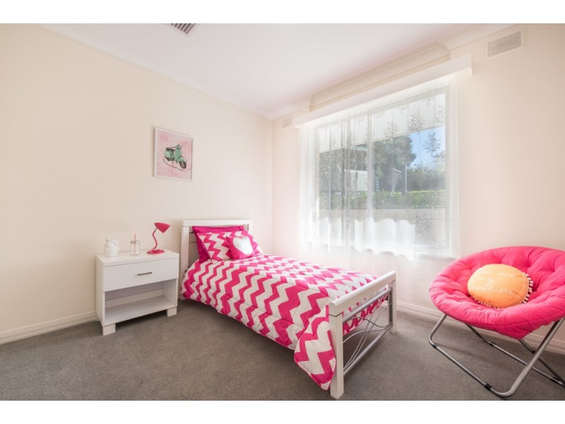 30 McClure ave, Reynella East SA 5161