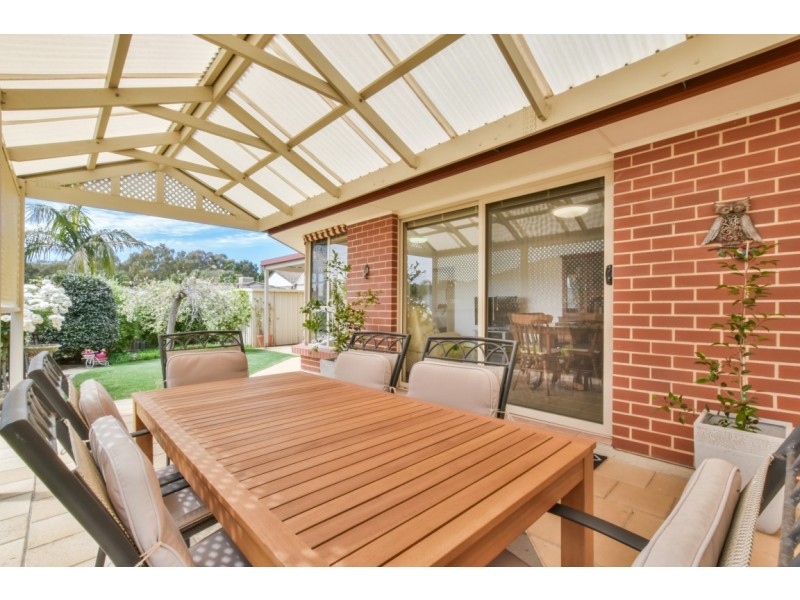 15 Glen Eyre Court, Aberfoyle Park SA 5159