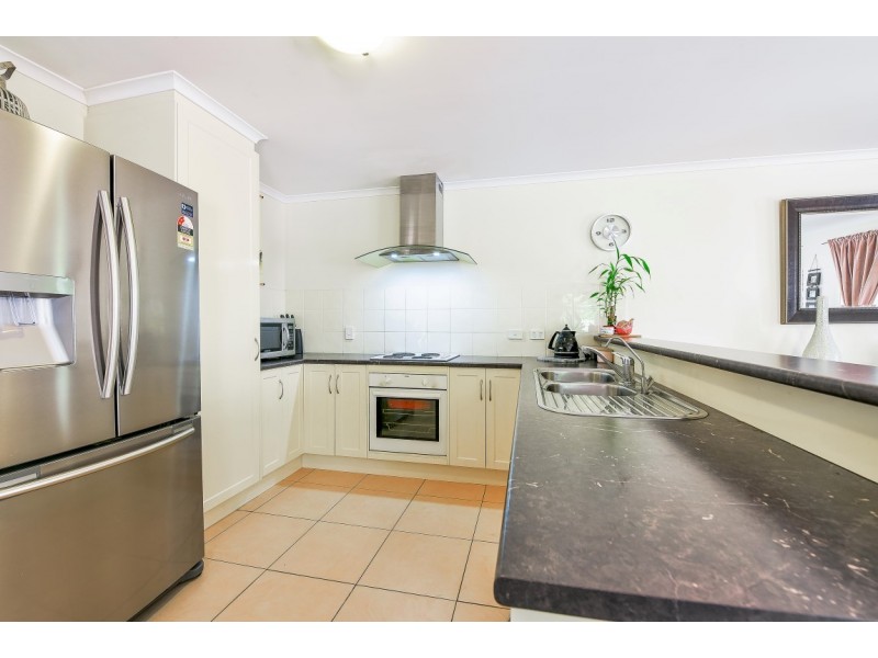 9 Yeltana Avenue, Huntfield Heights SA 5163