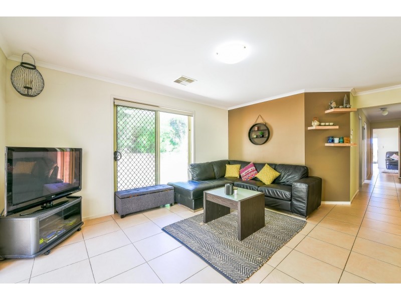 9 Yeltana Avenue, Huntfield Heights SA 5163